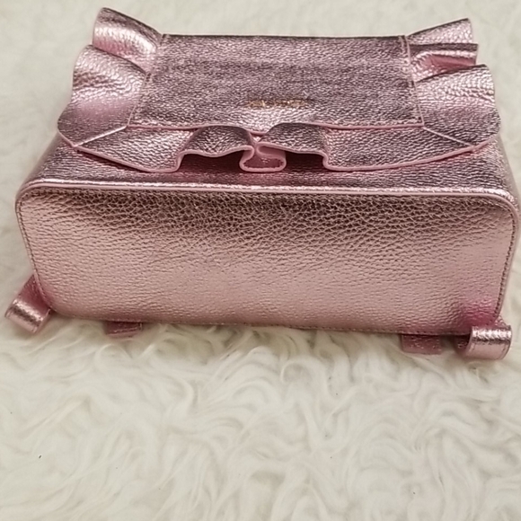 💕TED BAKER LONDON💕 Aviiana Leather Ruffle Backpack Light Pink Metallic NWT - Picture 12 of 16